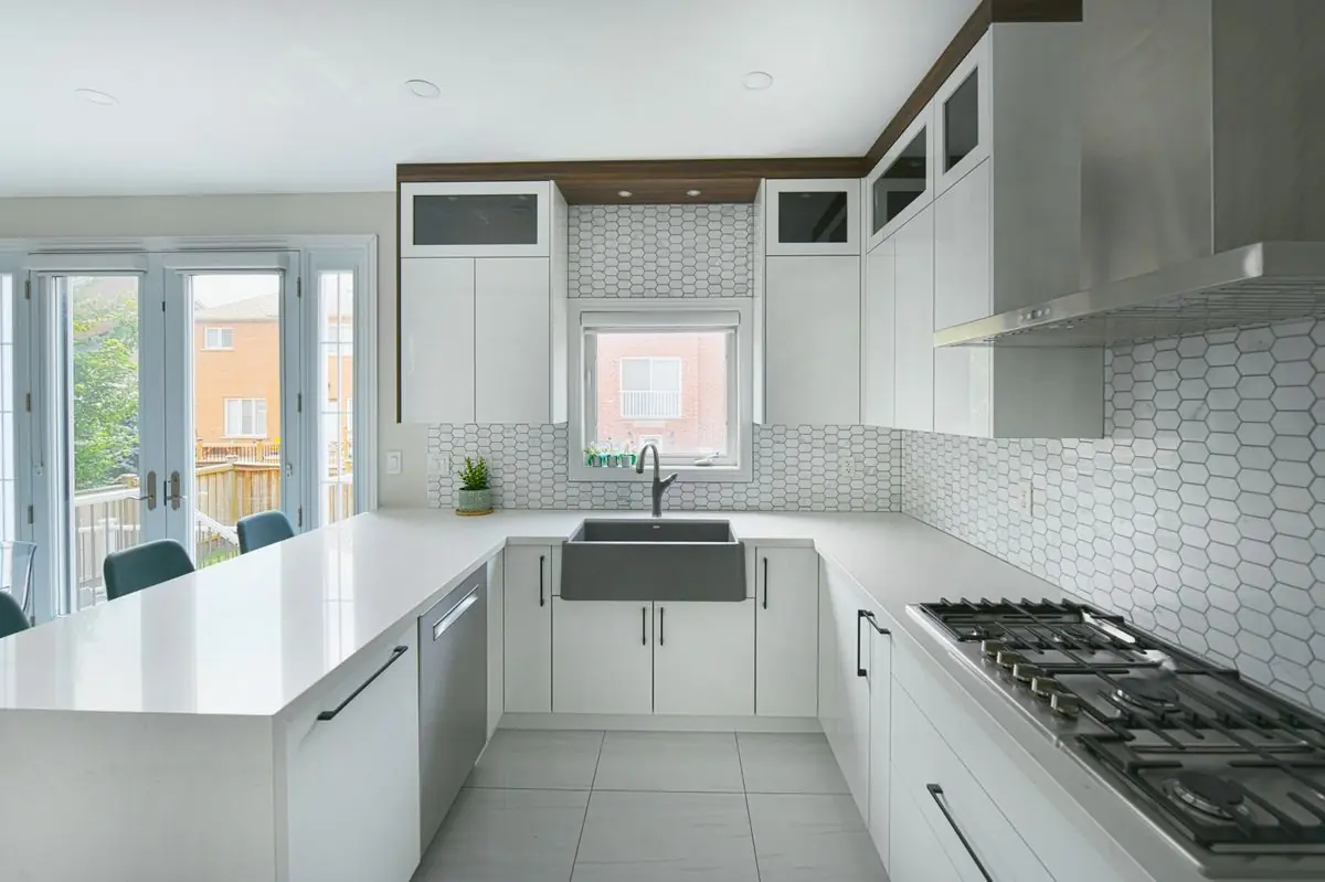 Emerald Oak Kitchen — Modern · White Oak kitchen in Barton Hills, Austin